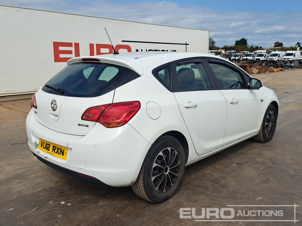 2012 Vauxhall Astra - Car: picture 5 2012 Vauxhall Astra - Car: picture 5