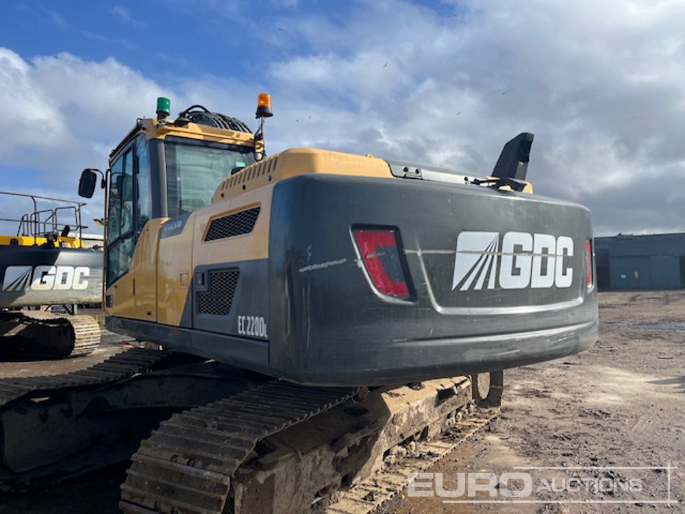 2012 Volvo EC220DL - Crawler excavator: picture 5 2012 Volvo EC220DL - Crawler excavator: picture 5