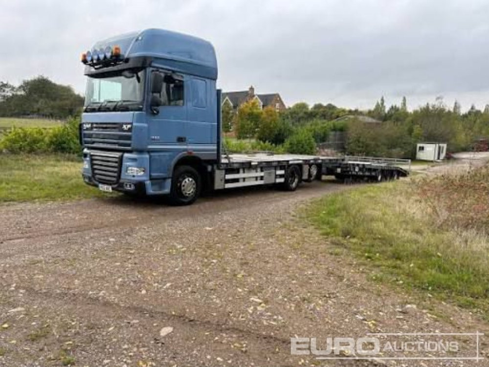 2013 DAF XF105 - Dropside/ Flatbed truck: picture 1 2013 DAF XF105 - Dropside/ Flatbed truck: picture 1