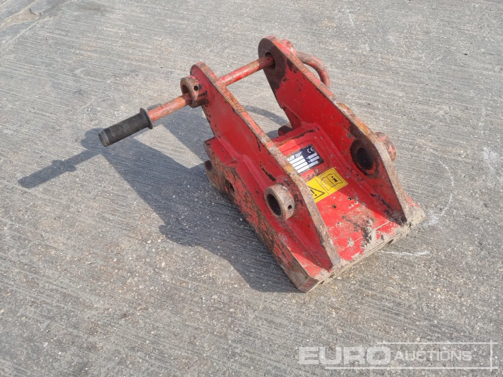 2013 Ksw Manual Dedicated Single Lock QH 45mm Pin to suit 4-6 Ton Excavator - Quick coupler: picture 3 2013 Ksw Manual Dedicated Single Lock QH 45mm Pin to suit 4-6 Ton Excavator - Quick coupler: picture 3