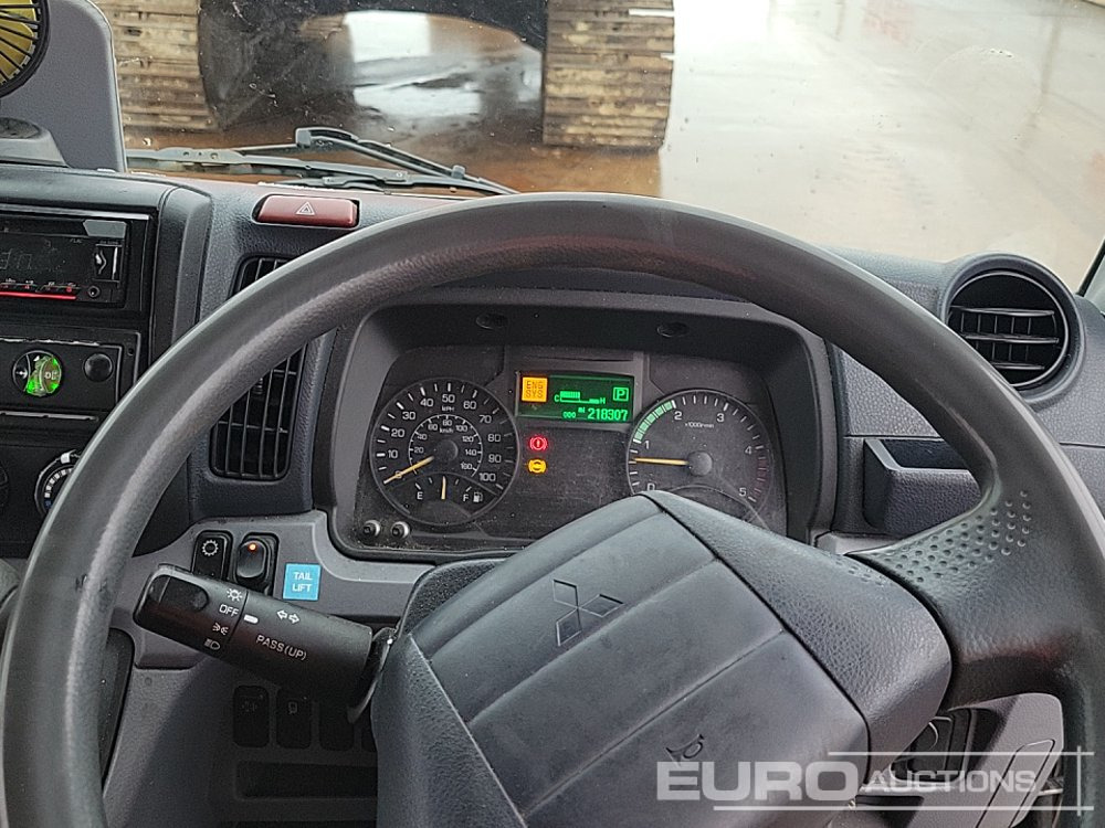 Refrigerator truck 2013 Mitsubishi 7C15: picture 21