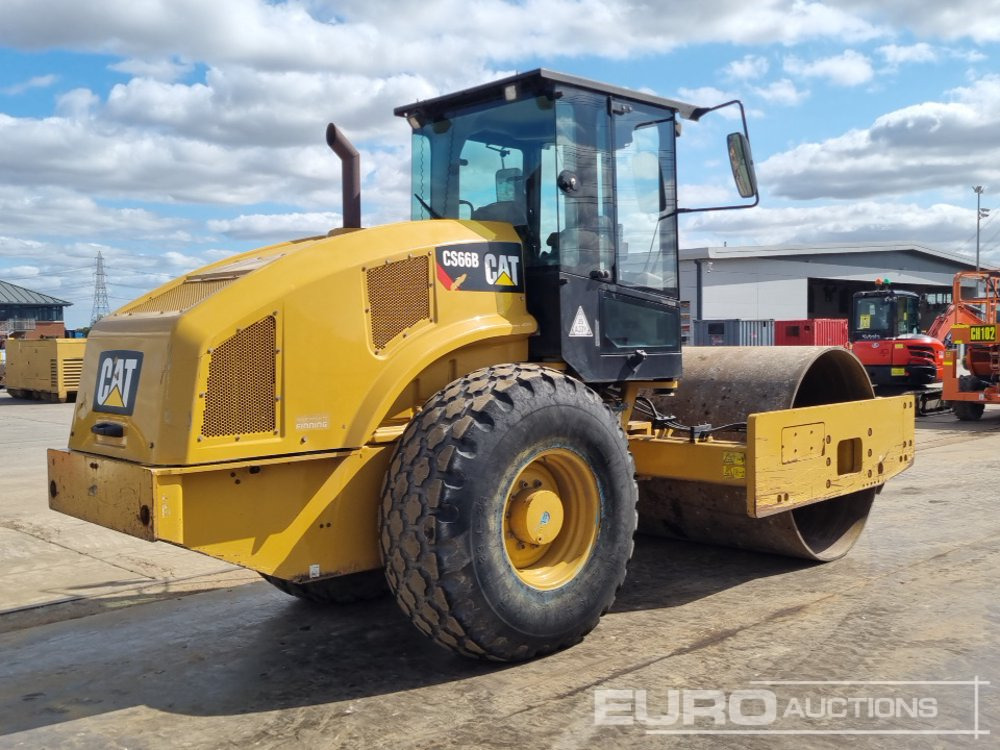 2014 CAT CS66B - Roller: picture 5 2014 CAT CS66B - Roller: picture 5