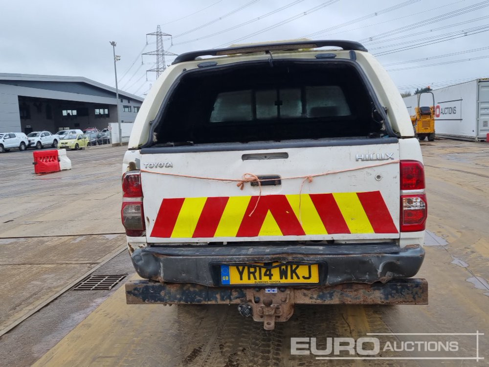 2014 Toyota Hilux - Pickup truck: picture 4 2014 Toyota Hilux - Pickup truck: picture 4