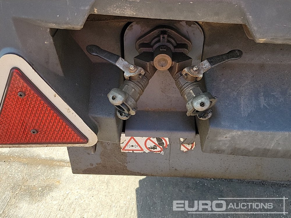 Air compressor 2015 Atlas Copco XAS67KD: picture 15