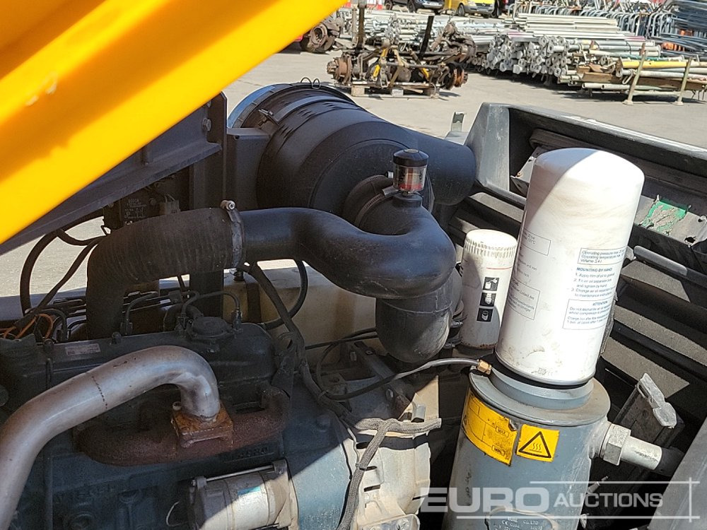 Air compressor 2015 Atlas Copco XAS67KD: picture 23