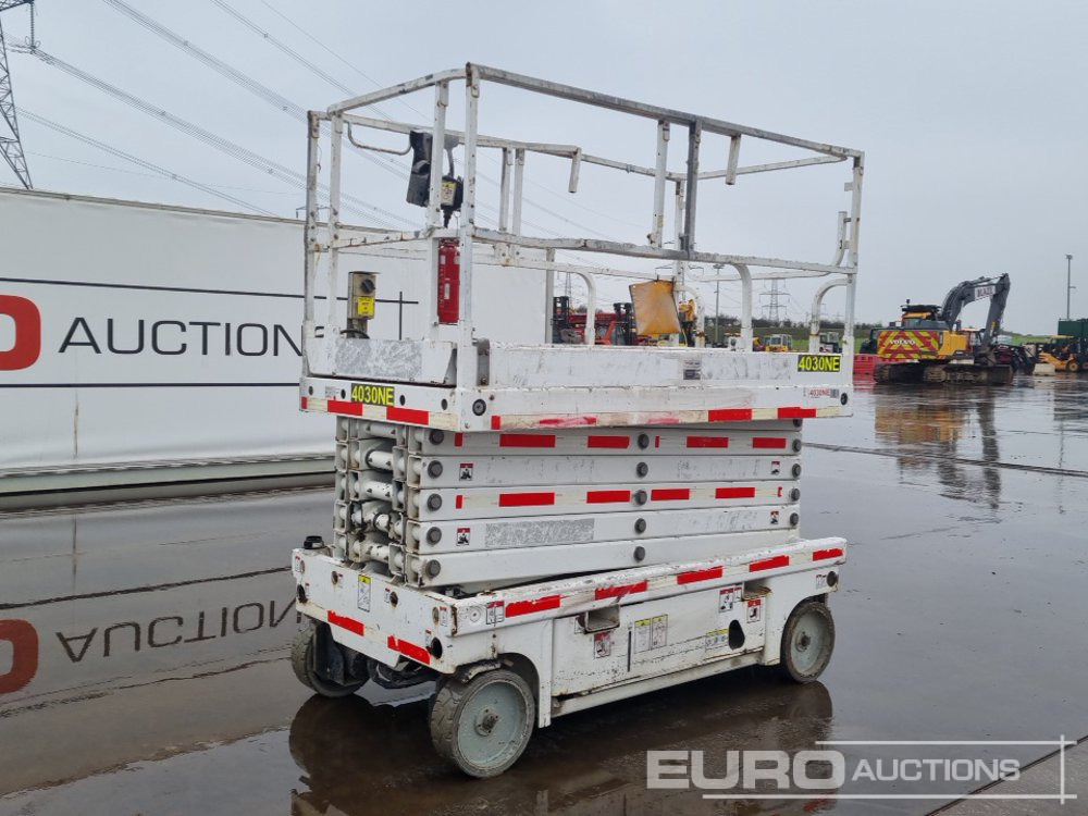 2015 Haulotte Compact 14 - Aerial platform: picture 1 2015 Haulotte Compact 14 - Aerial platform: picture 1