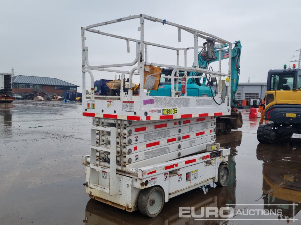 2015 Haulotte Compact 14 - Aerial platform: picture 5 2015 Haulotte Compact 14 - Aerial platform: picture 5