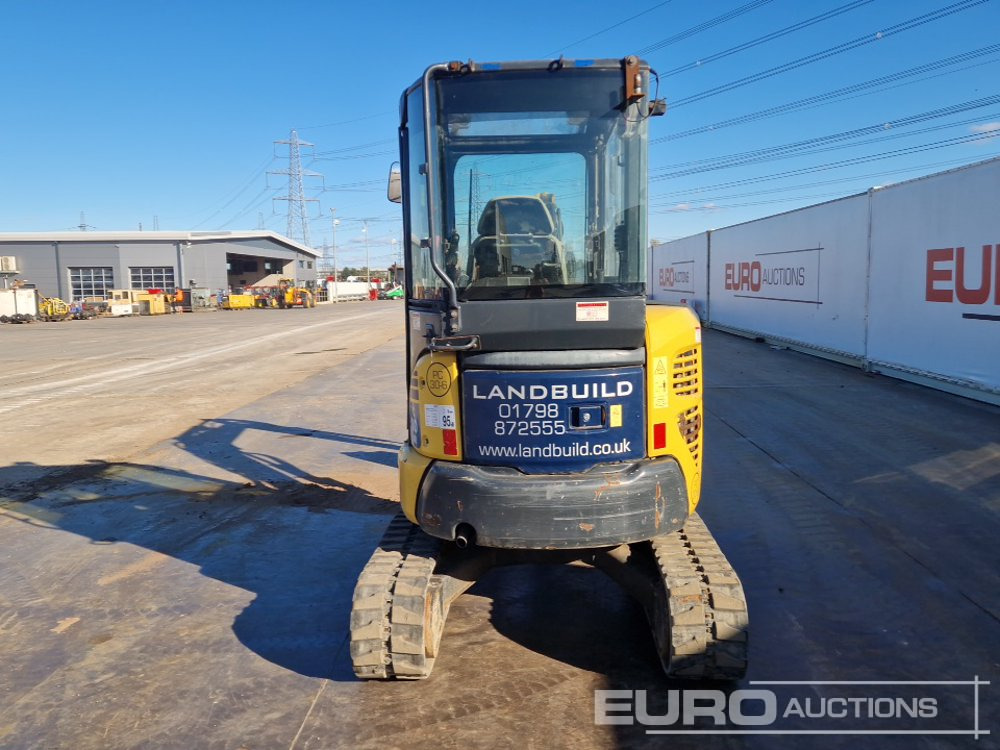 2015 Komatsu PC30MR-3 - Mini excavator: picture 4 2015 Komatsu PC30MR-3 - Mini excavator: picture 4