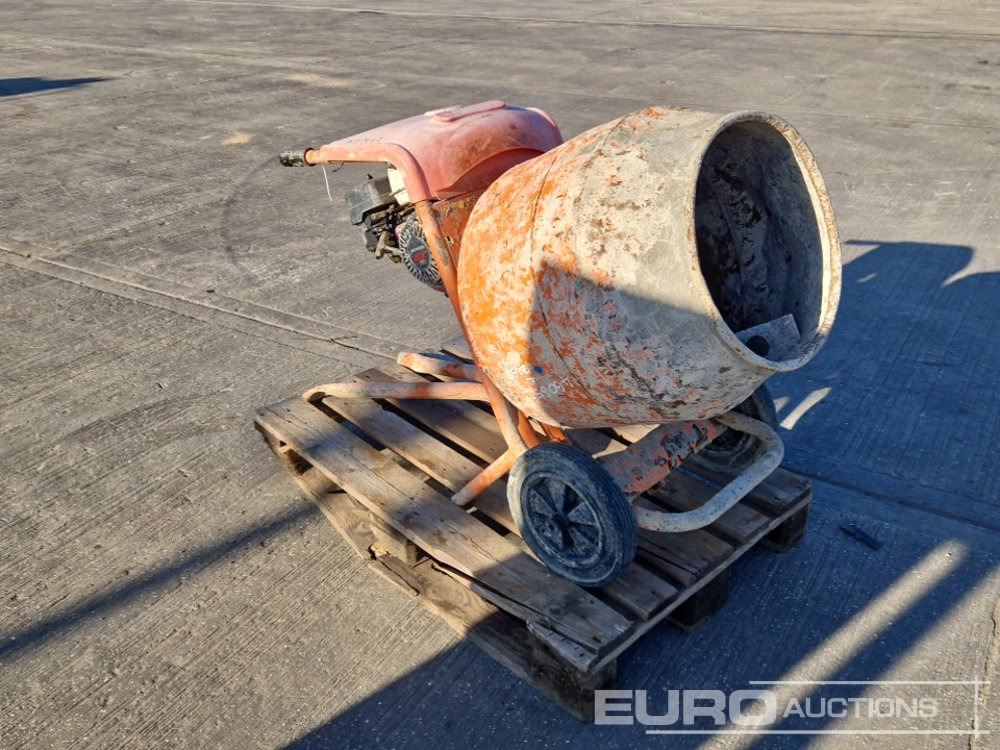 2016 Belle Petrol Cement Mixer, Honda Engine - Concrete mixer: picture 1 2016 Belle Petrol Cement Mixer, Honda Engine - Concrete mixer: picture 1