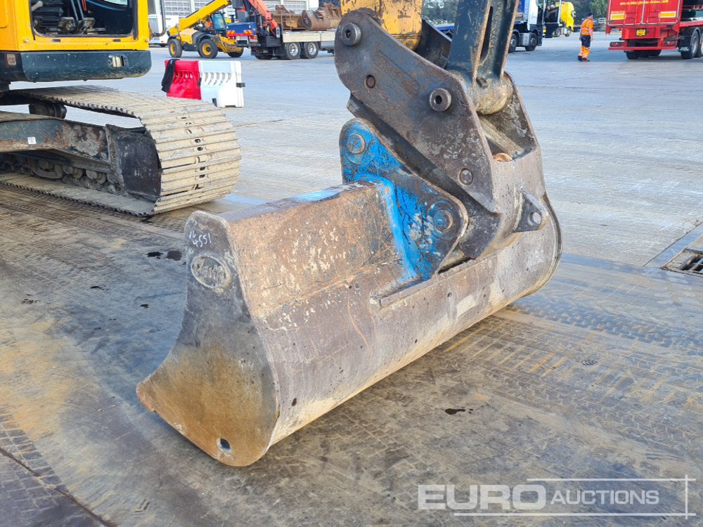 Crawler excavator 2016 Hyundai R140LC-9A: picture 26