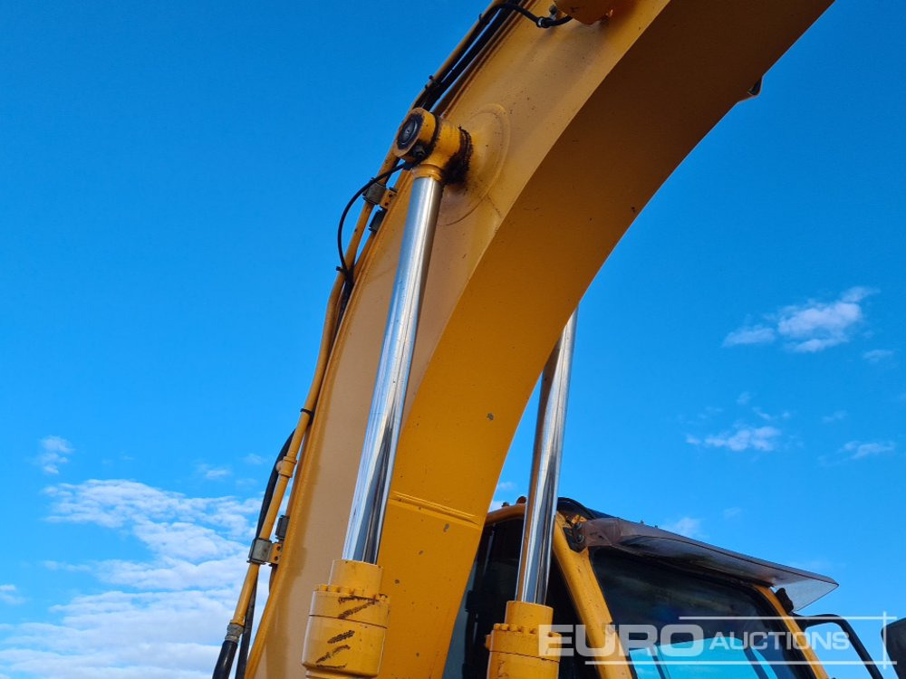 Crawler excavator 2016 Hyundai R140LC-9A: picture 22