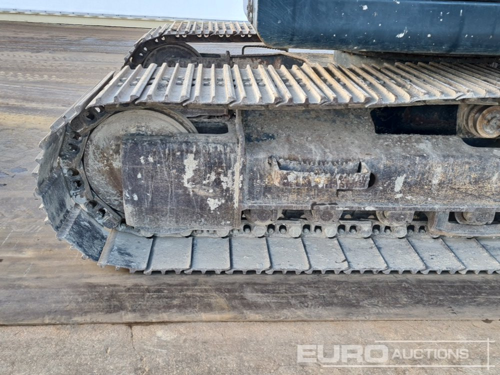 Crawler excavator 2016 Hyundai R140LC-9A: picture 10