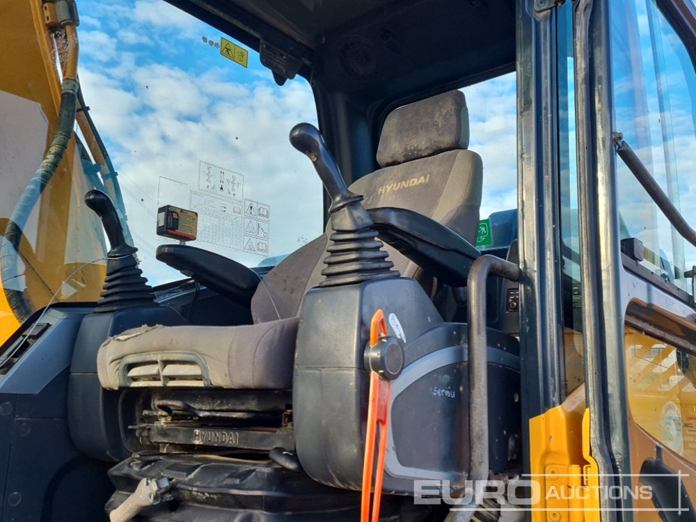 Crawler excavator 2016 Hyundai R140LC-9A: picture 41