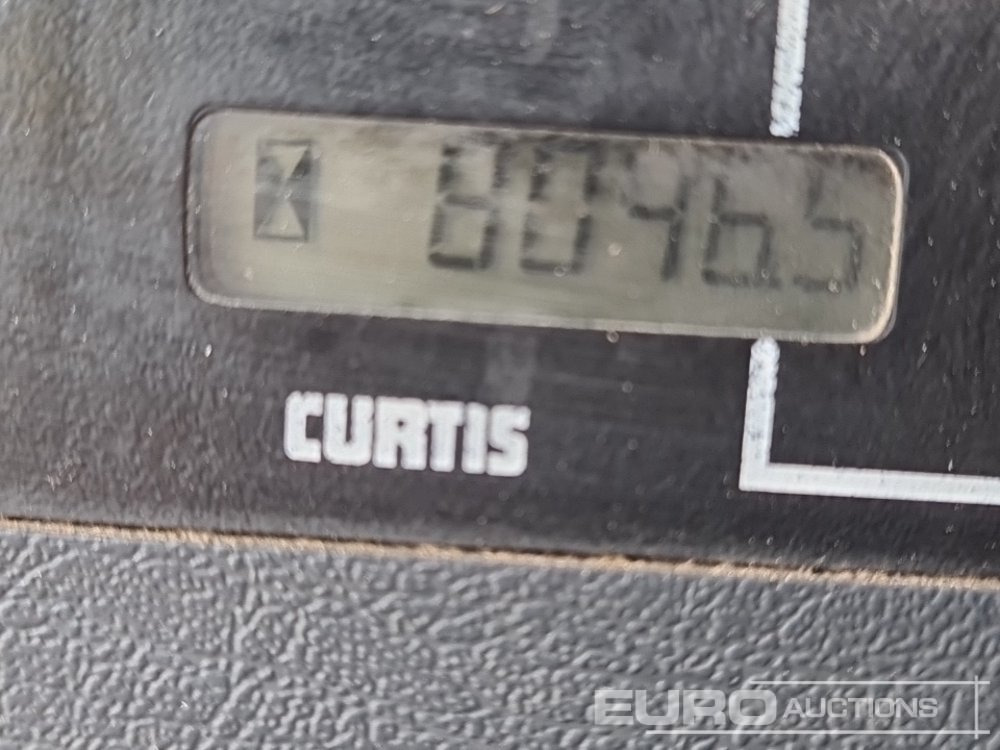 Crawler excavator 2016 Hyundai R140LC-9A: picture 49
