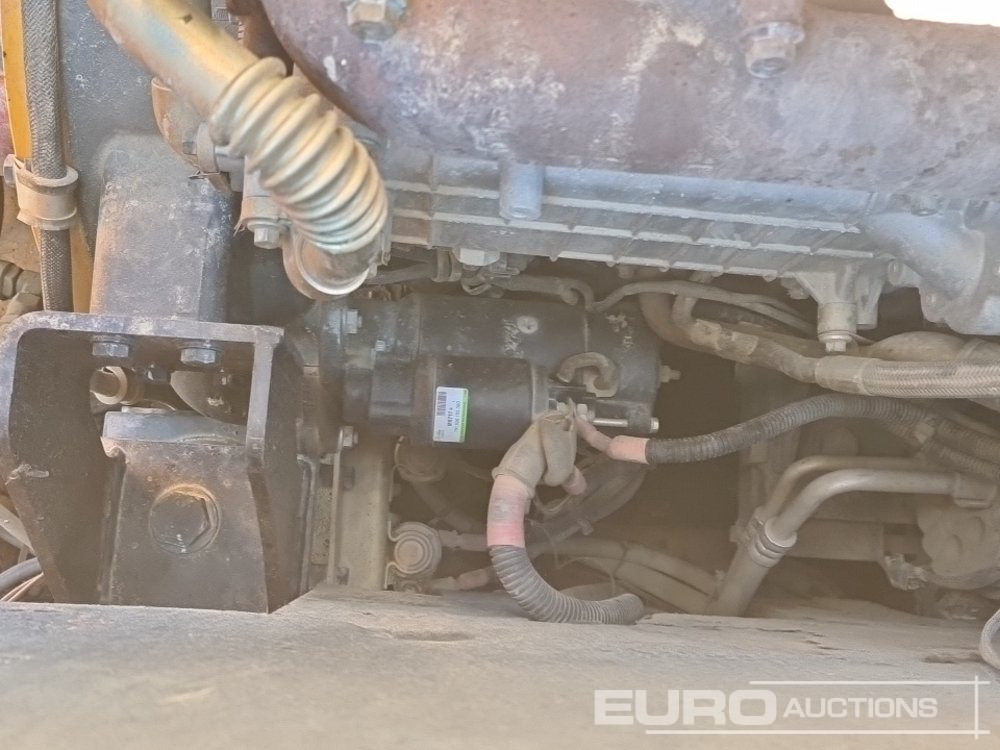 Crawler excavator 2016 Hyundai R140LC-9A: picture 36