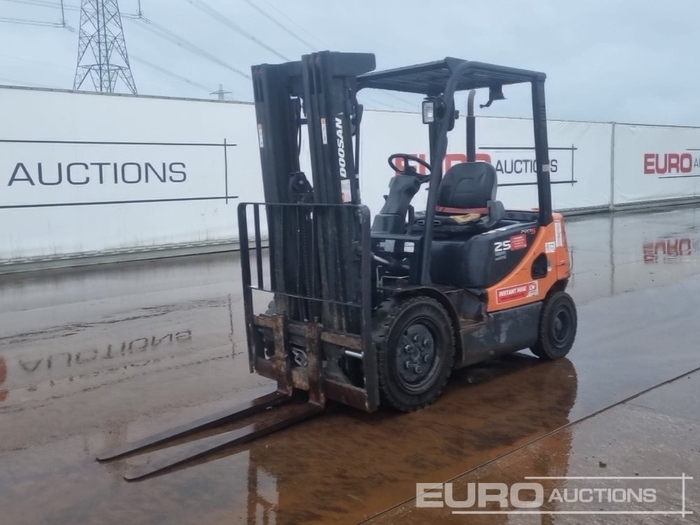 2017 Doosan D25S-5 - Forklift: picture 1 2017 Doosan D25S-5 - Forklift: picture 1