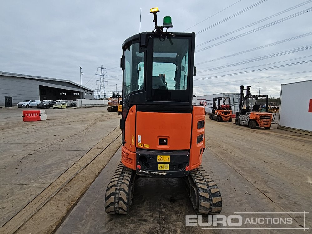 2017 Hitachi ZX26U-5A CR - Mini excavator: picture 4 2017 Hitachi ZX26U-5A CR - Mini excavator: picture 4