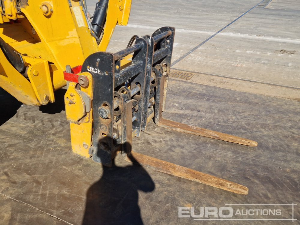 Telescopic handler 2017 JCB 535-105: picture 23