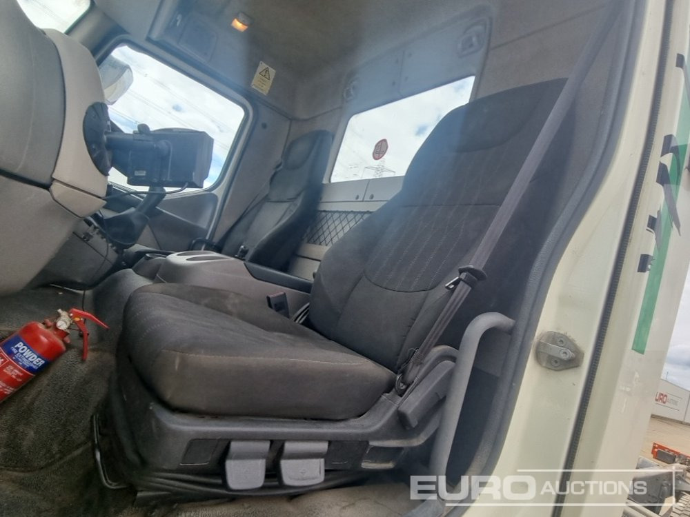 Cab chassis truck 2018 DAF LF 260: picture 24