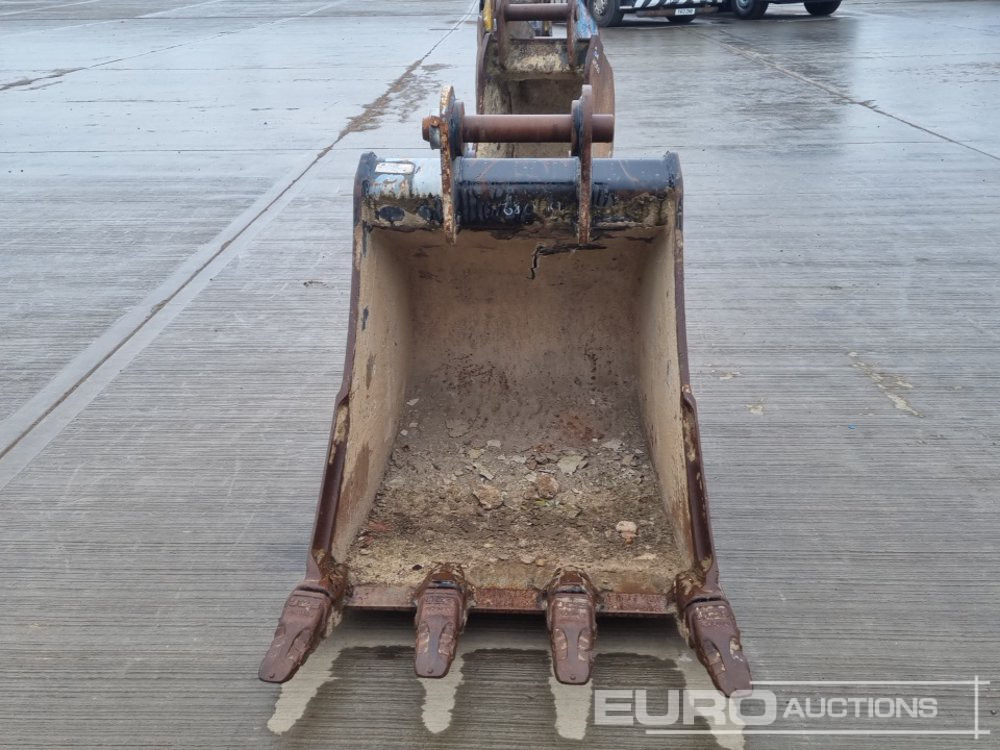 Bucket 2018 JCB 34" Digging Bucket 65mm Pin to suit 13 Ton Excavator: picture 8