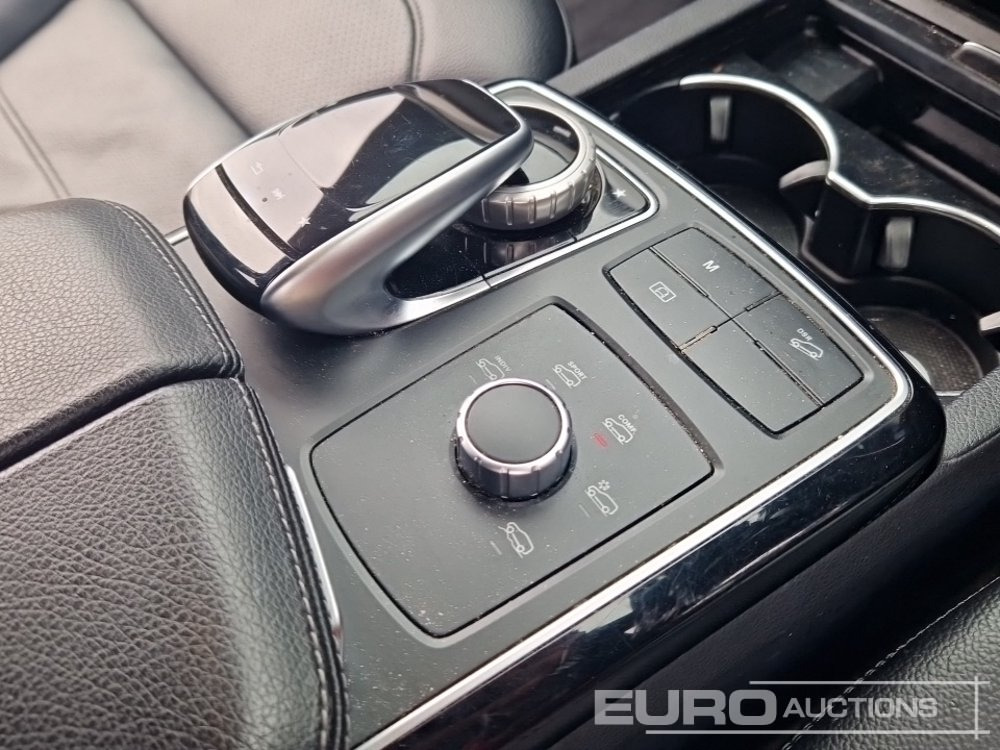 SUV 2018 Mercedes Benz GLE 250D: picture 29