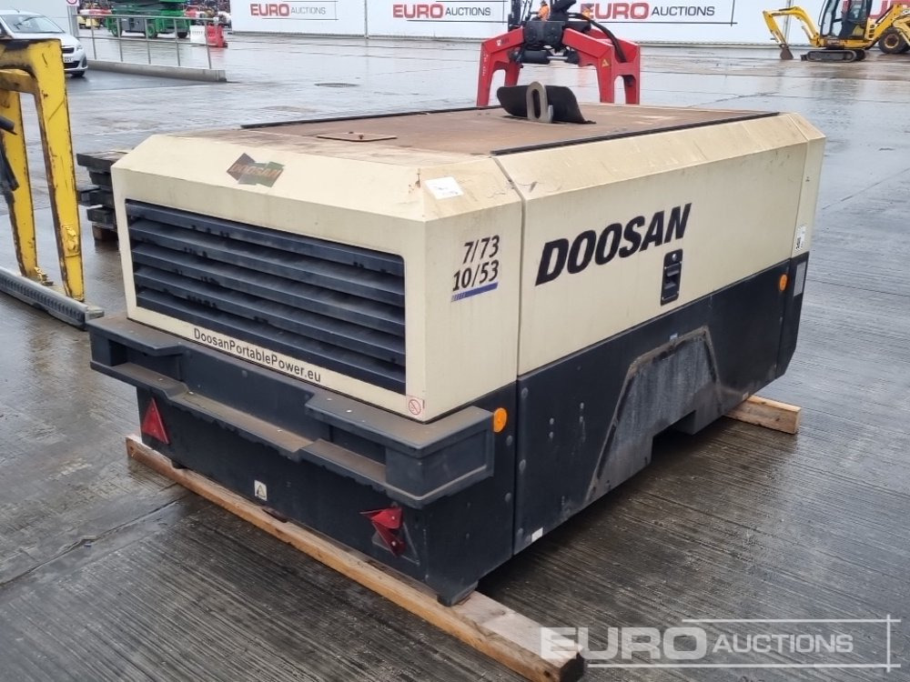 2019 Doosan 7/73-10/53 250CFM - Air compressor: picture 5 2019 Doosan 7/73-10/53 250CFM - Air compressor: picture 5