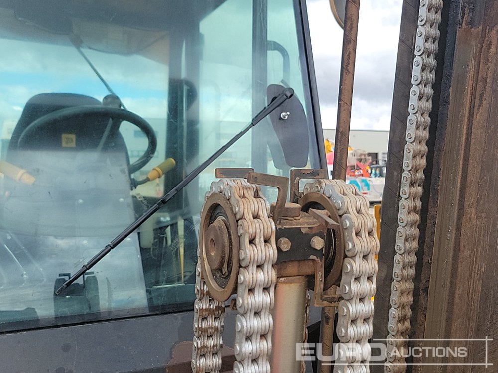 Rough terrain forklift 2019 JCB 930-4: picture 15