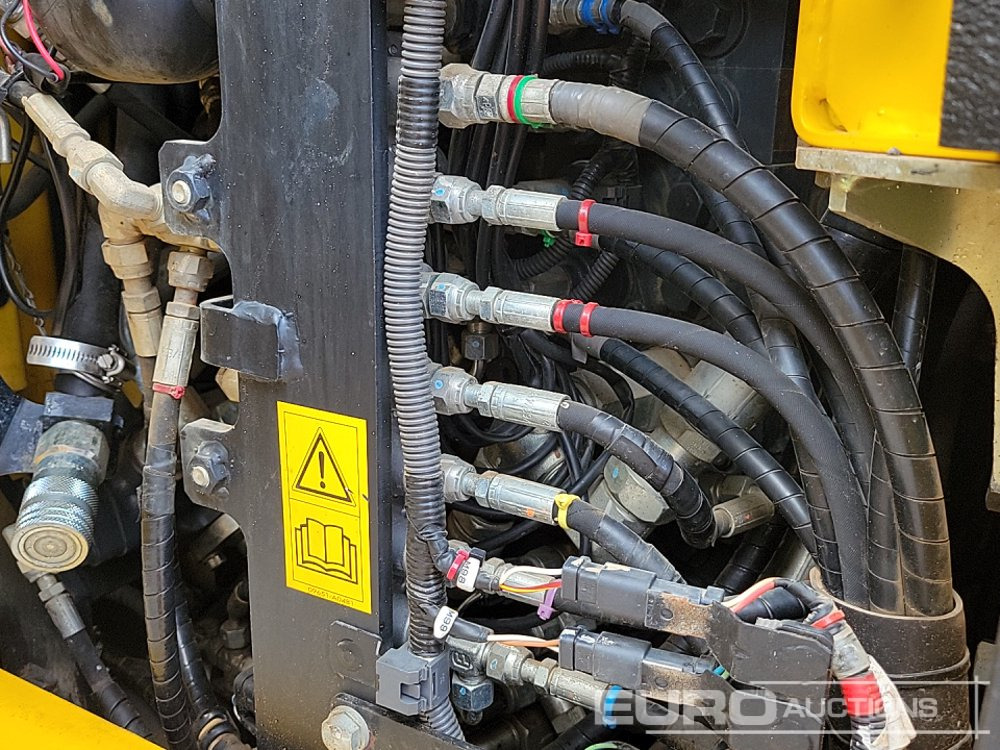 Crawler excavator 2019 Komatsu PC138US-11: picture 36