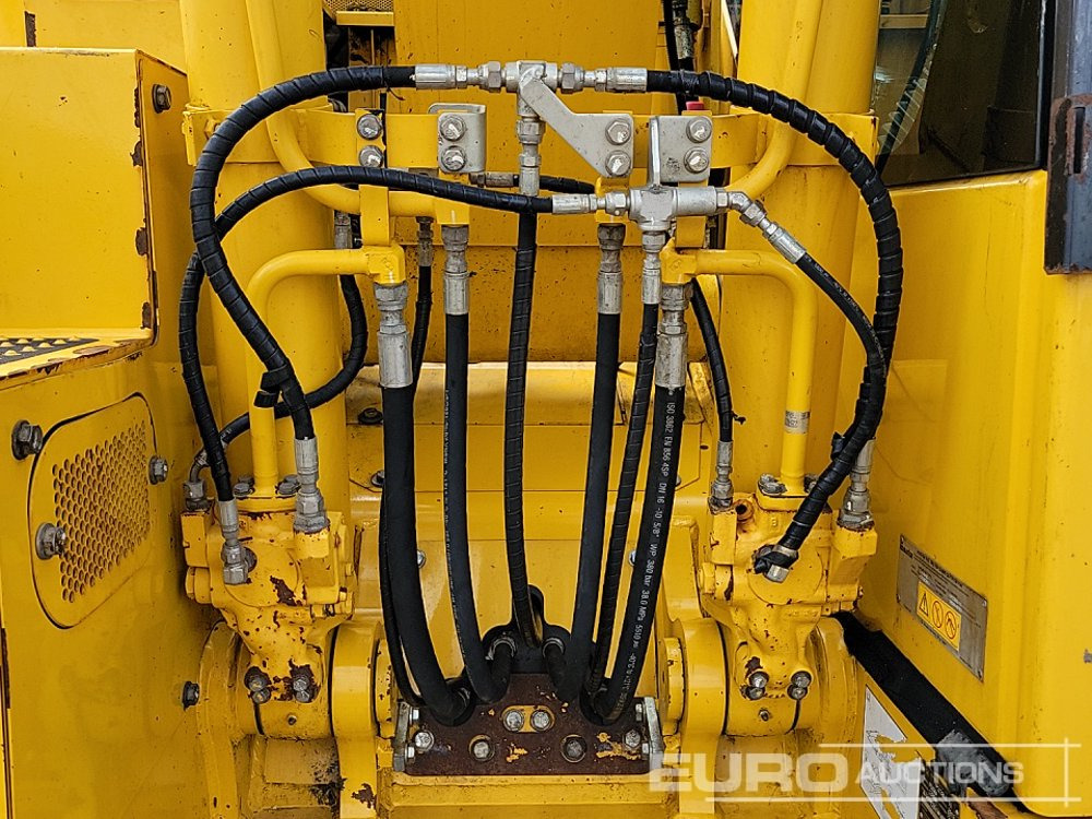 Crawler excavator 2019 Komatsu PC138US-11: picture 17