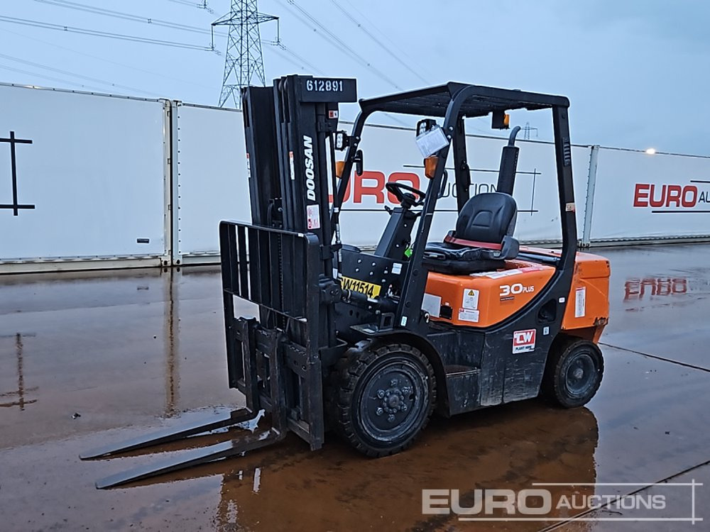 2020 Doosan D30GP - Forklift: picture 1 2020 Doosan D30GP - Forklift: picture 1