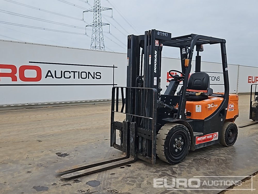 2020 Doosan D30GP - Forklift: picture 1 2020 Doosan D30GP - Forklift: picture 1