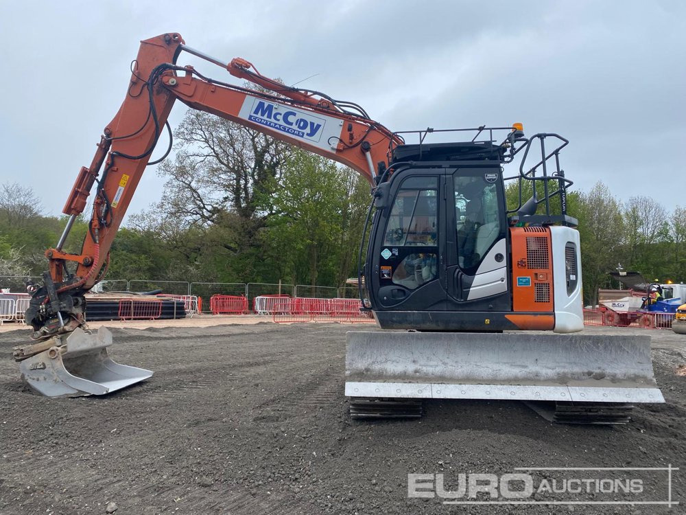 2020 Hitachi ZX135USBL-6 - Crawler excavator: picture 2 2020 Hitachi ZX135USBL-6 - Crawler excavator: picture 2