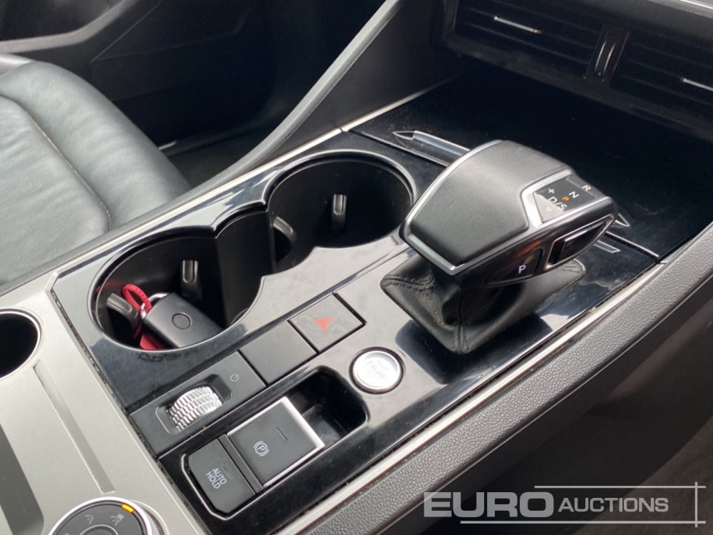 SUV 2020 Volkswagen Touareg: picture 20