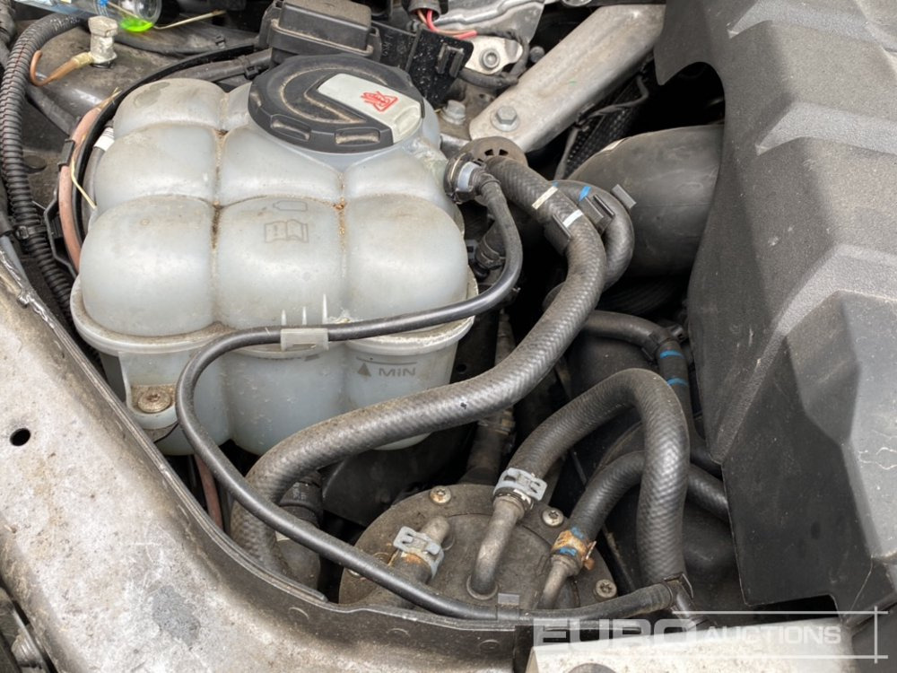 SUV 2020 Volkswagen Touareg: picture 31