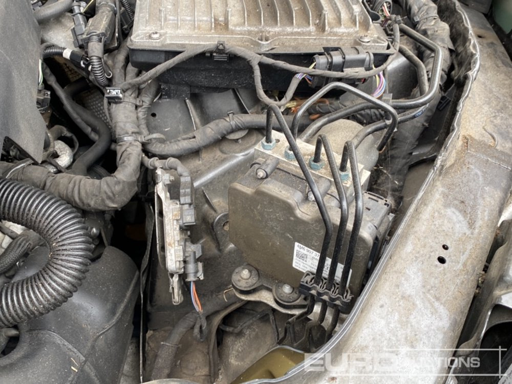 SUV 2020 Volkswagen Touareg: picture 35