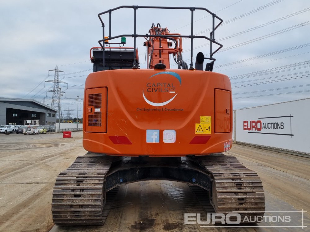 2021 Hitachi ZX225USLC-6 - Crawler excavator: picture 4 2021 Hitachi ZX225USLC-6 - Crawler excavator: picture 4