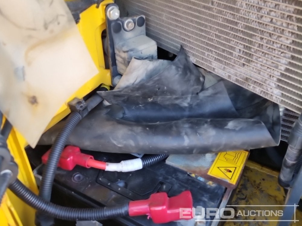 Crawler excavator 2021 Komatsu PC138US-11: picture 31