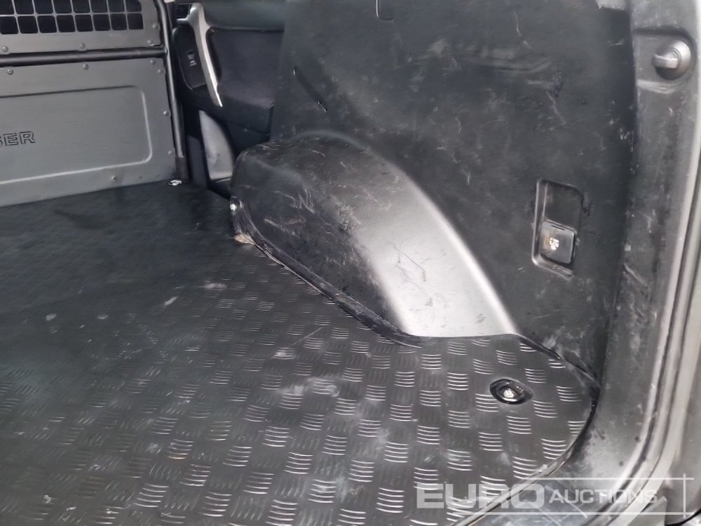 SUV 2021 Toyota Land Cruiser: picture 34