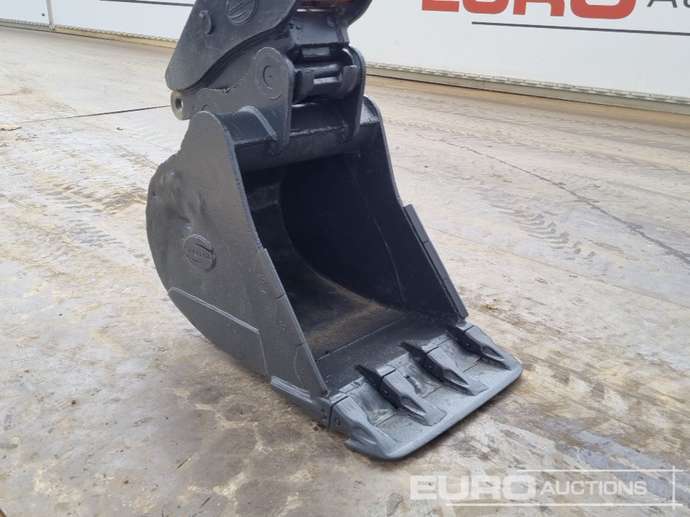 Crawler excavator 2022 Hitachi ZX210LC-7: picture 39