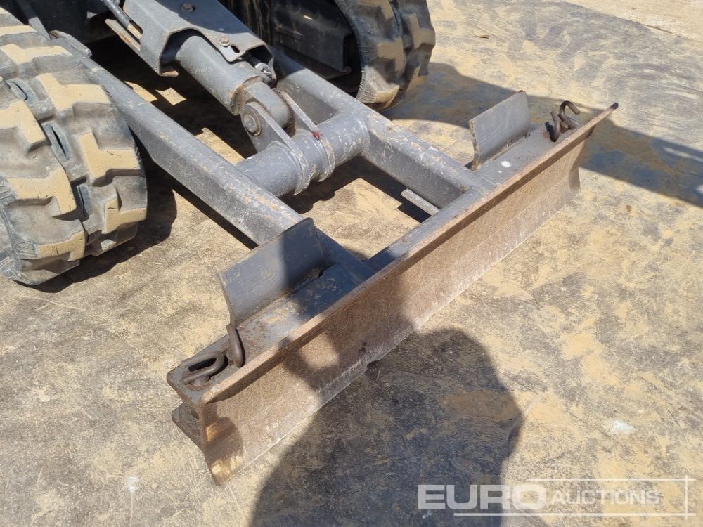 Mini excavator 2022 Volvo EC18E: picture 33