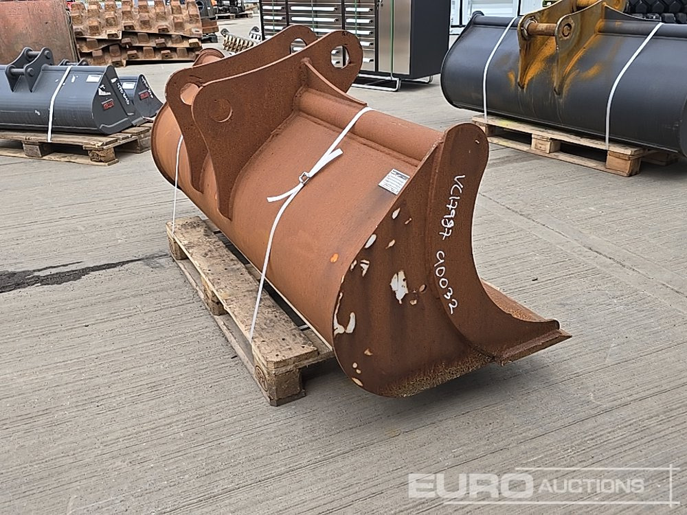 2023 72" Ditching Bucket 65mm Pin to suit 13 Ton Excavator - Bucket: picture 5 2023 72" Ditching Bucket 65mm Pin to suit 13 Ton Excavator - Bucket: picture 5