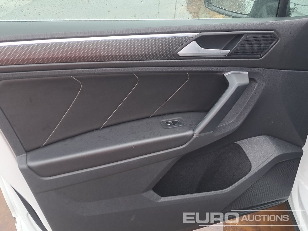 SUV 2023 Volkswagen Tiguan R-Line: picture 13 SUV 2023 Volkswagen Tiguan R-Line: picture 13