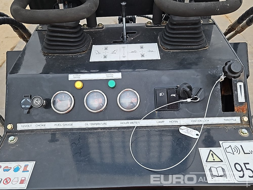 Skid steer loader 2024 Huawai JW480: picture 30