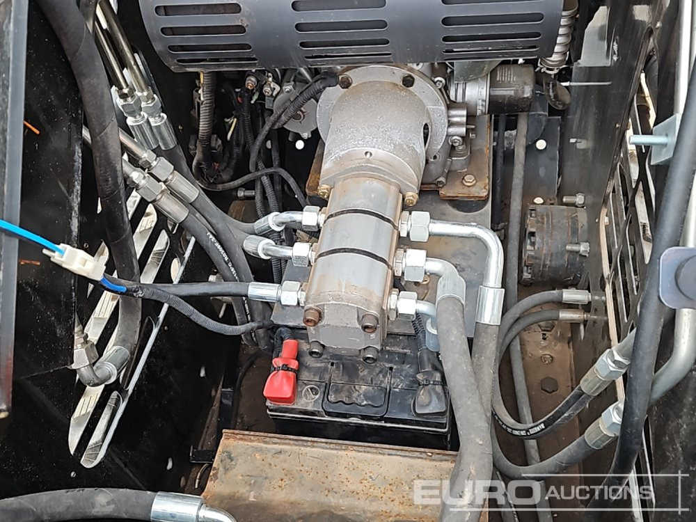 Skid steer loader 2024 Huawai JW480: picture 26