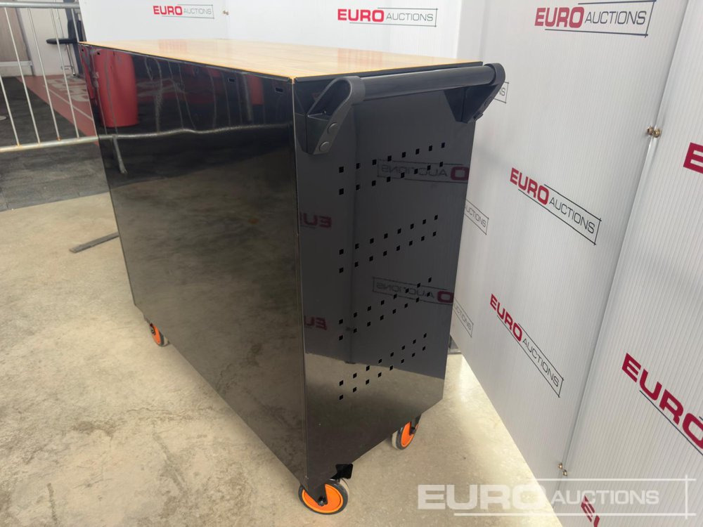 Workshop equipment 2025 Boss Wheeled Tool Trolley, 523pcs Tool Kit, Worktop (Black): picture 7 Workshop equipment 2025 Boss Wheeled Tool Trolley, 523pcs Tool Kit, Worktop (Black): picture 7