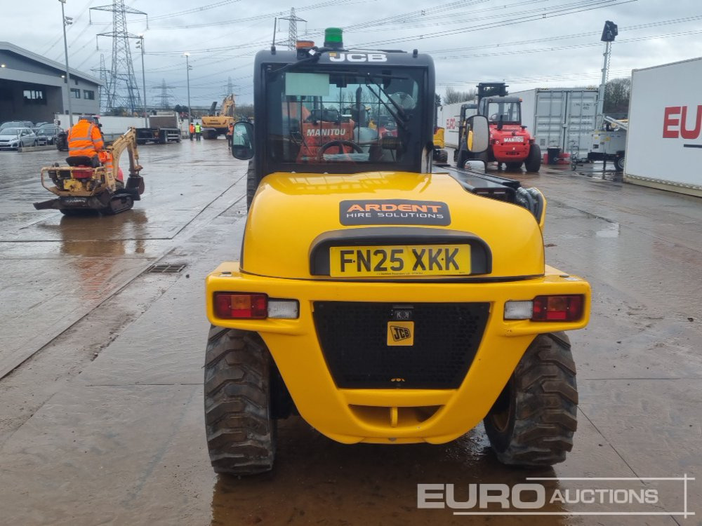2025 JCB 520-40 - Telescopic handler: picture 4 2025 JCB 520-40 - Telescopic handler: picture 4