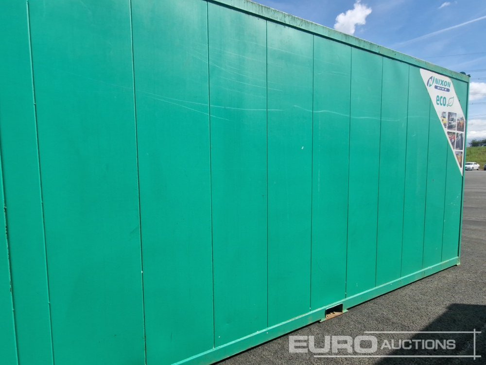Shipping container 22' x 9' Welfare Unit, Drying Room, W/C, 6kVA Stephill Generator (Cannot Be Reconsigned): picture 7