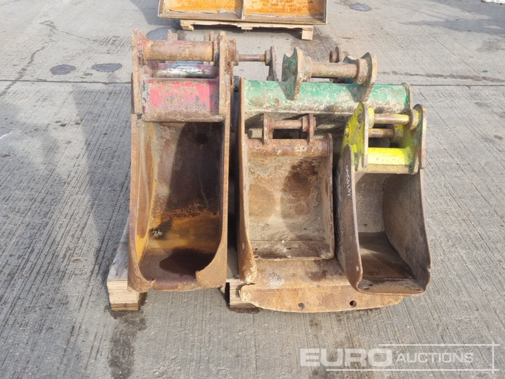 Bucket 24", 12", 12", 12", 10", 10", 10" Digging Bucket 30-60mm Pin to suit Mini-10 Ton Excavator: picture 8