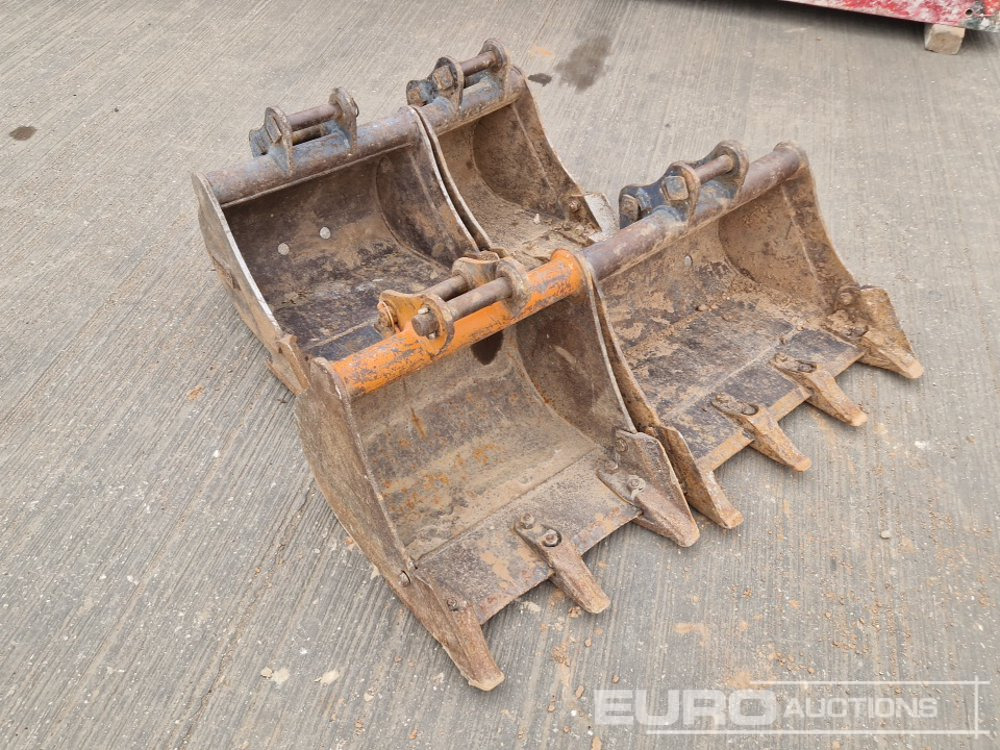 Bucket 24", 18", 18", 12" Digging Bucket 30mm Pin to suit Mini Excavator: picture 7