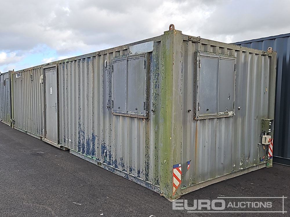 32' x 10' Canteen, W/C (Cannot Be Reconsigned) - Shipping container: picture 4 32' x 10' Canteen, W/C (Cannot Be Reconsigned) - Shipping container: picture 4
